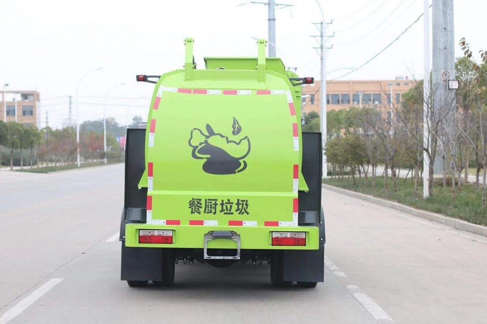 【6.5立方】東風多利卡D7餐廚垃圾車